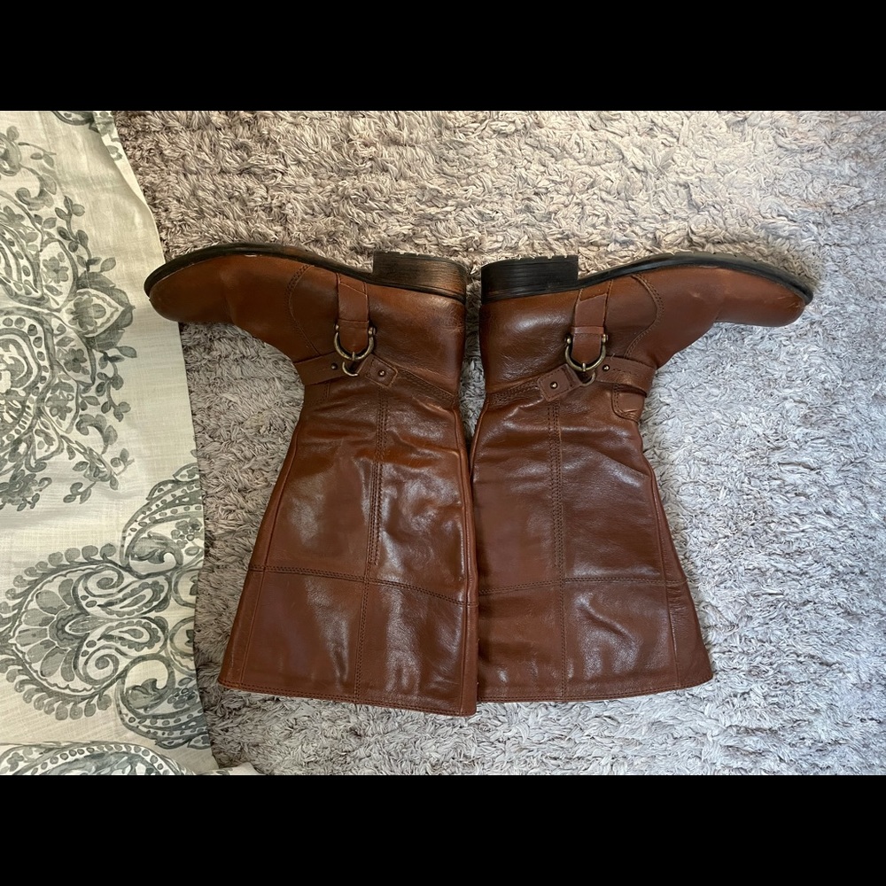 Clarks boots 👢 - Picture 2 of 7